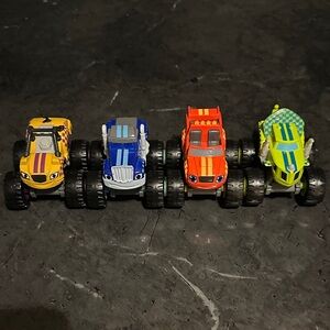 Blaze and the Monster Machines Truck Toy Set